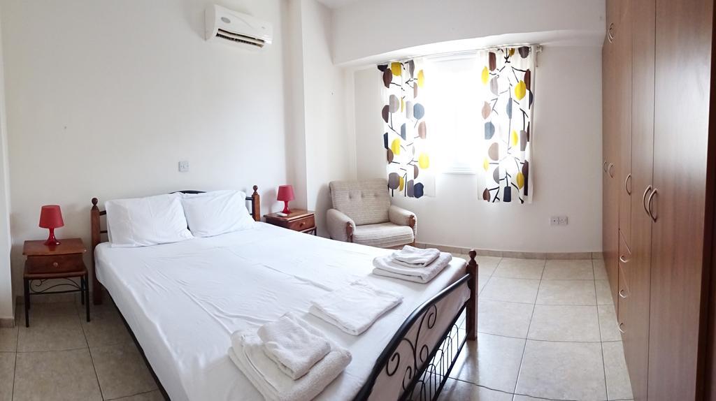 Ferienwohnung Melpo Court Geroskipou Exterior foto