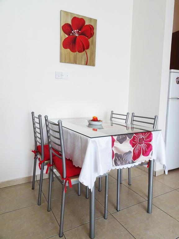 Ferienwohnung Melpo Court Geroskipou Exterior foto