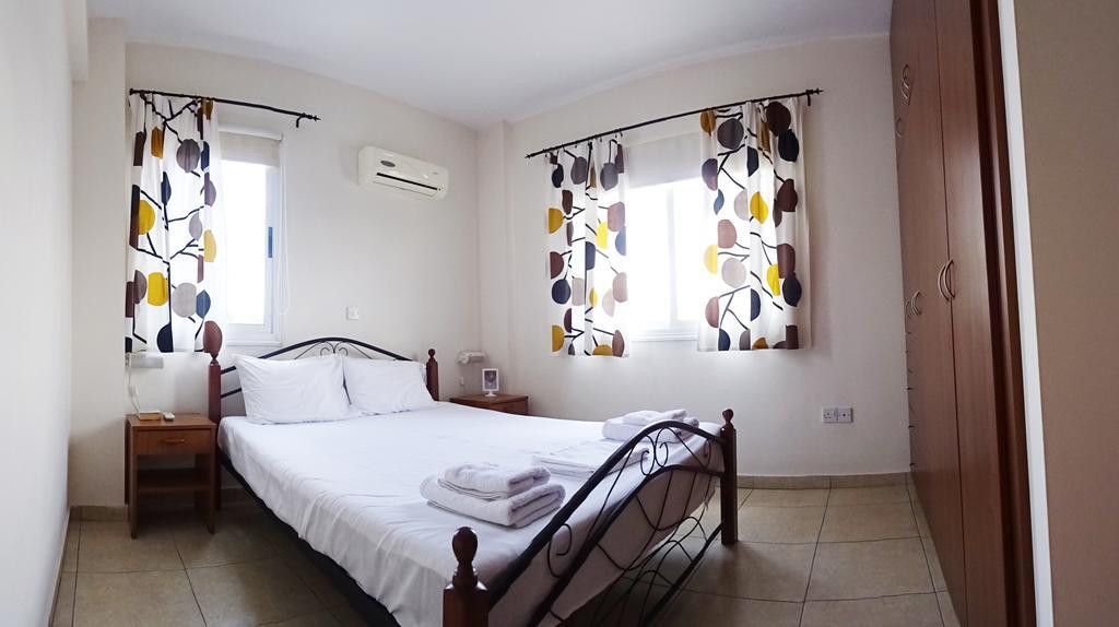 Ferienwohnung Melpo Court Geroskipou Exterior foto